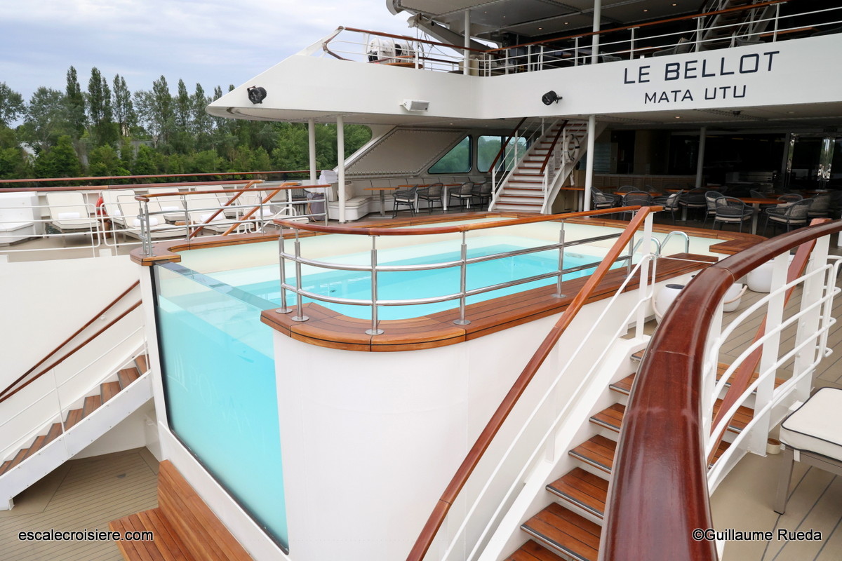 Le Bellot - Piscine - Ponant