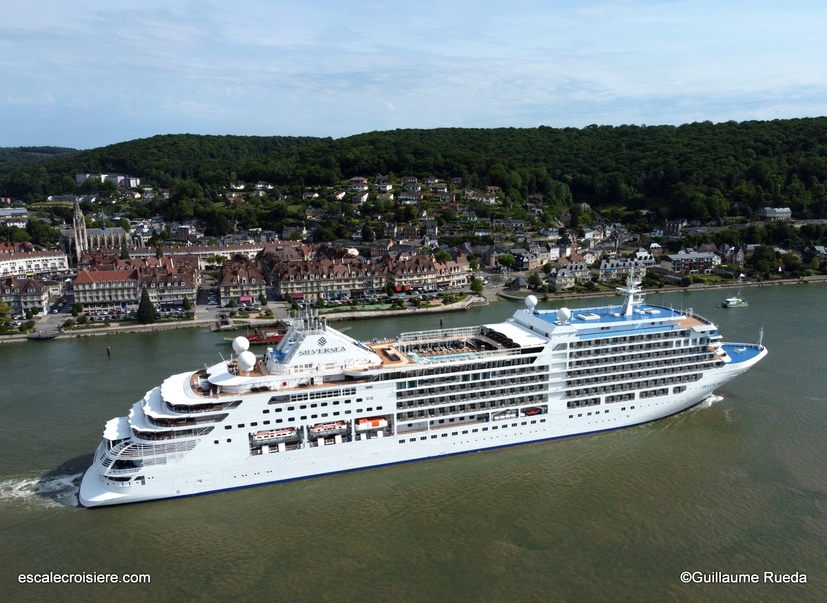 Silver Moon - Caudebec en Caux