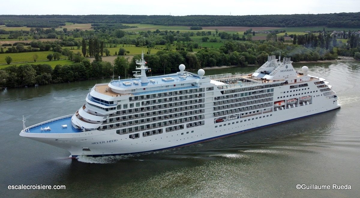 Silver Moon - Mesnil sous Jumièges