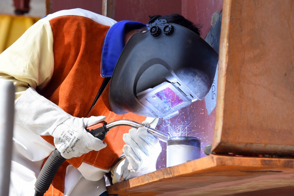 M34 - Celebrity Ascent - Cérémonie de la pièce