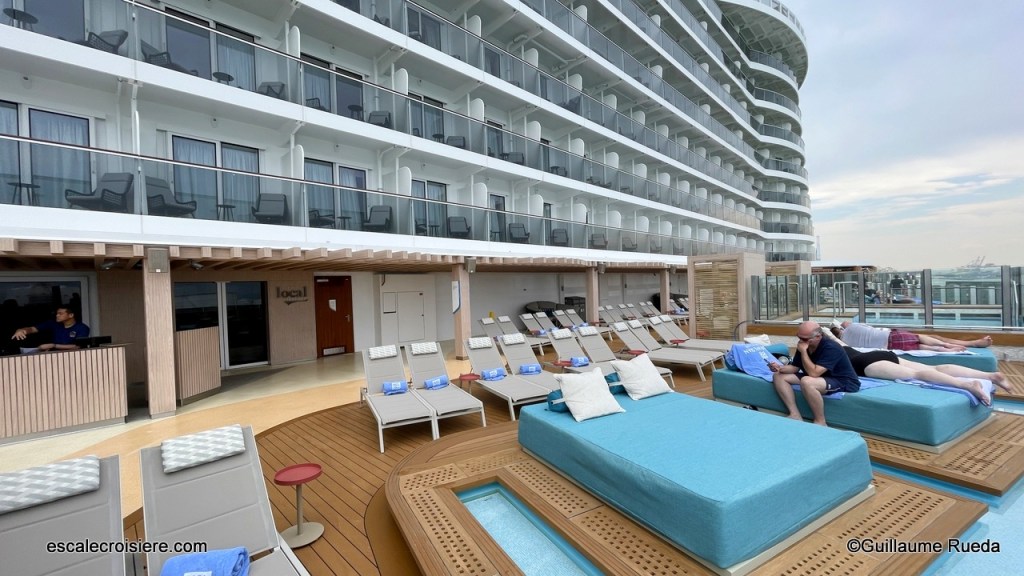 Infinity Beach Piscines - Ocean Boulevard pont 8