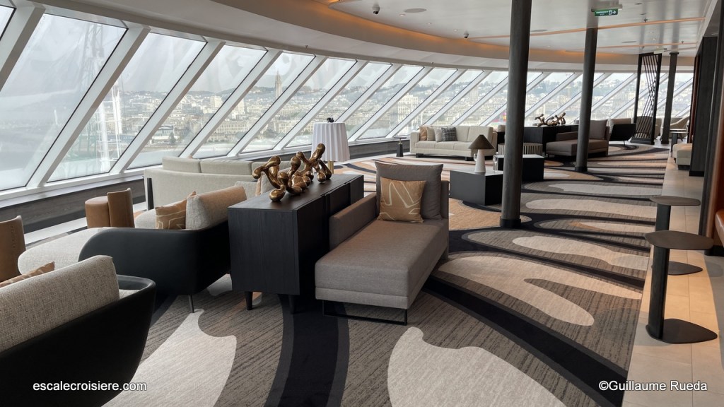 Norwegian Prima - Observation Lounge