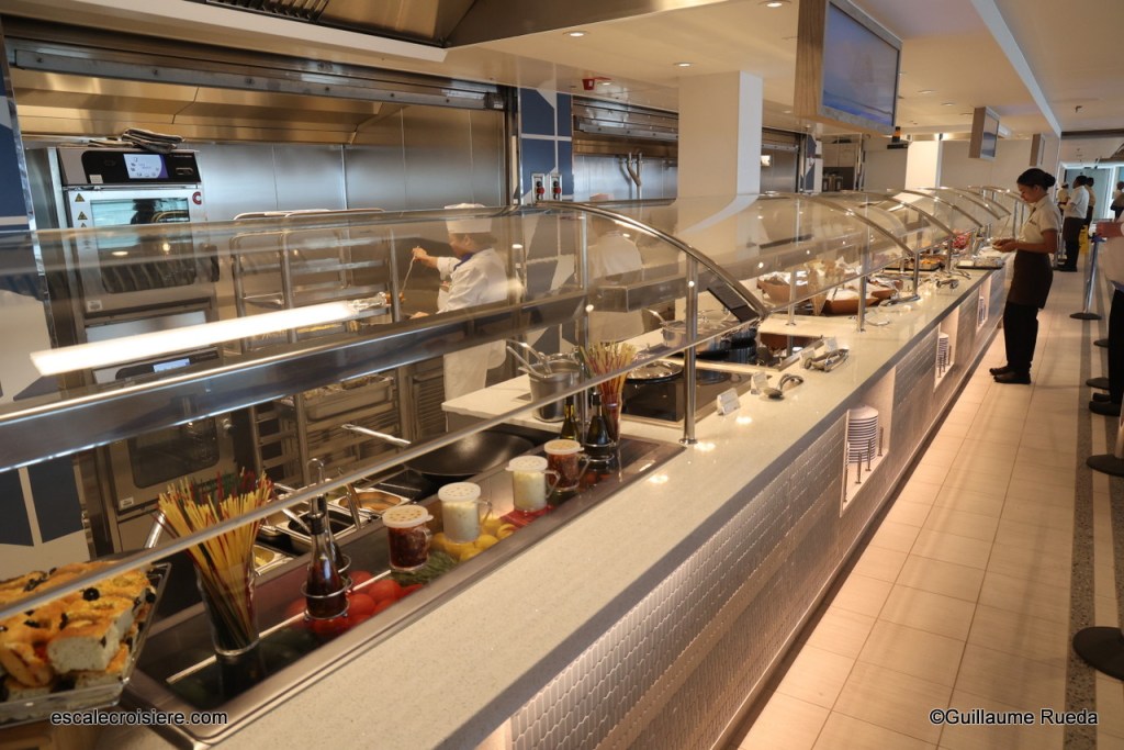 Norwegian Prima - Surfside Café & Grill