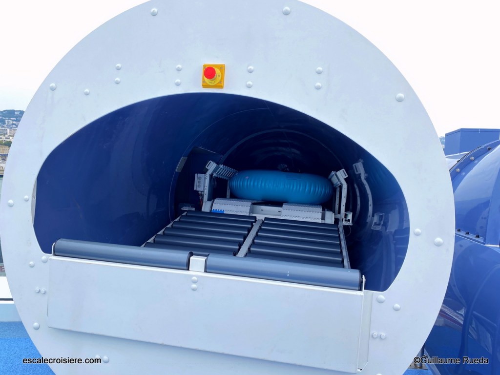 Norwegian Prima - Toboggans The Wave