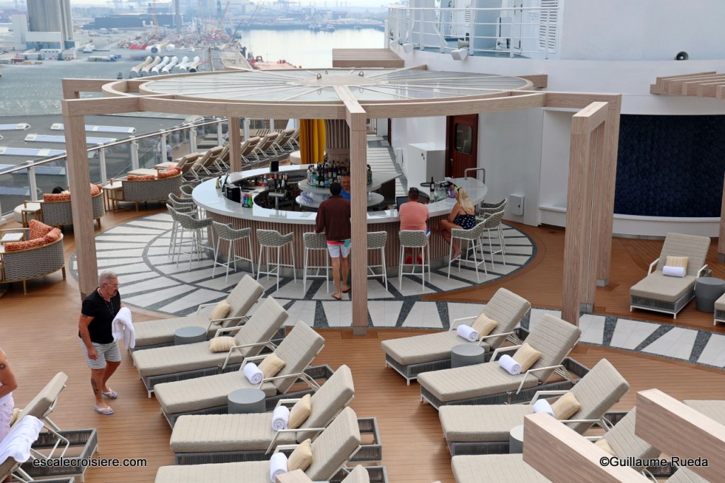 Norwegian Prima - Vibe Beach Club