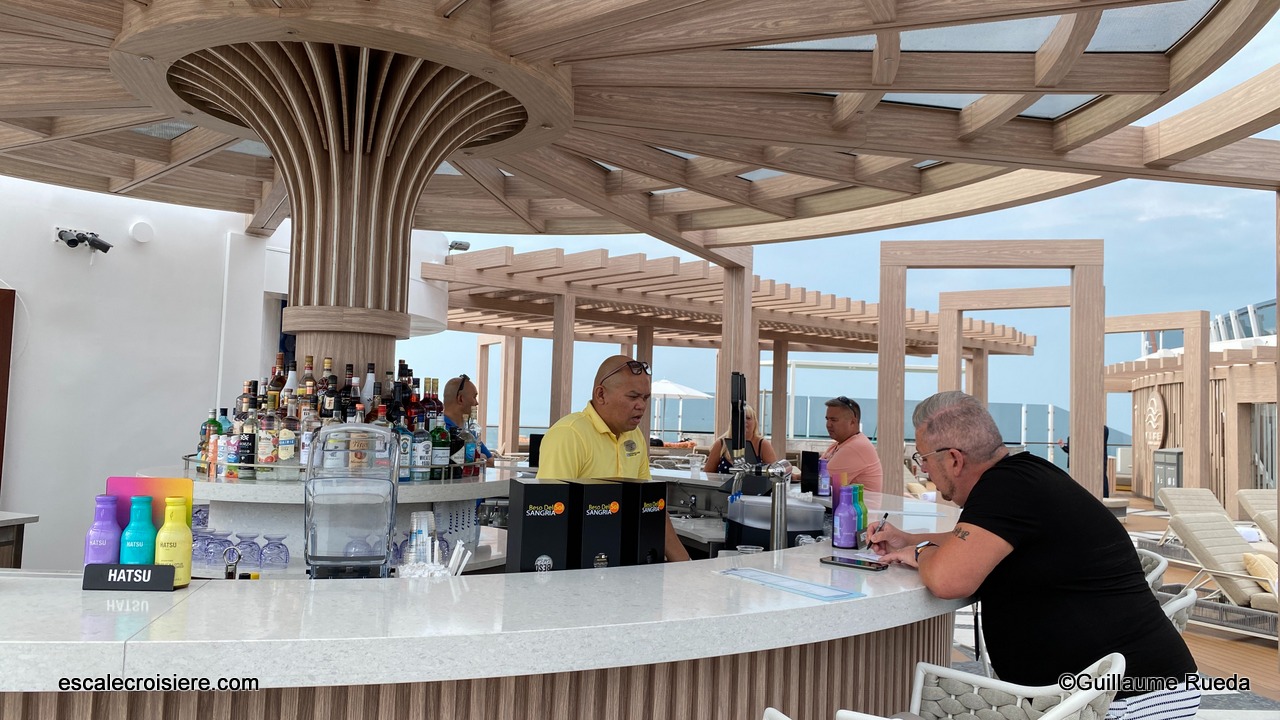 Norwegian Prima - Vibe Beach Club