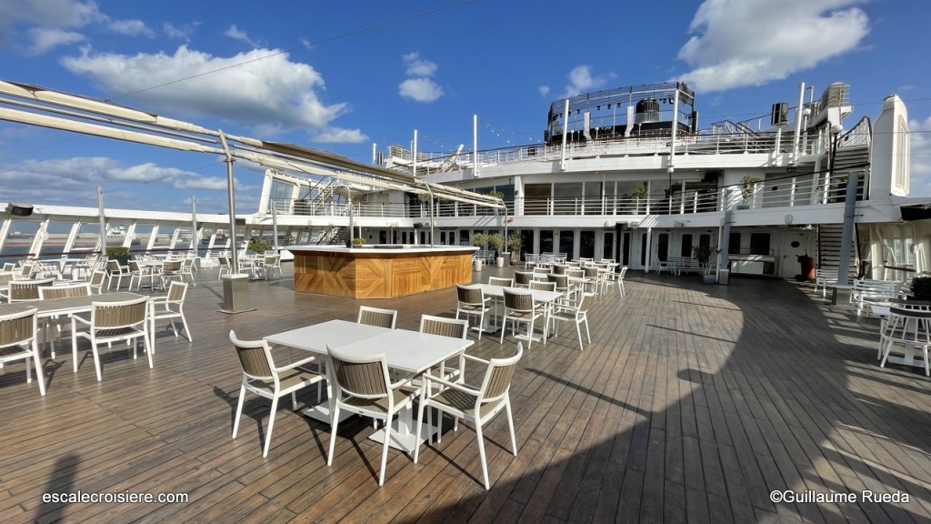 Solarium Queen Elizabeth 2 hotel Dubai