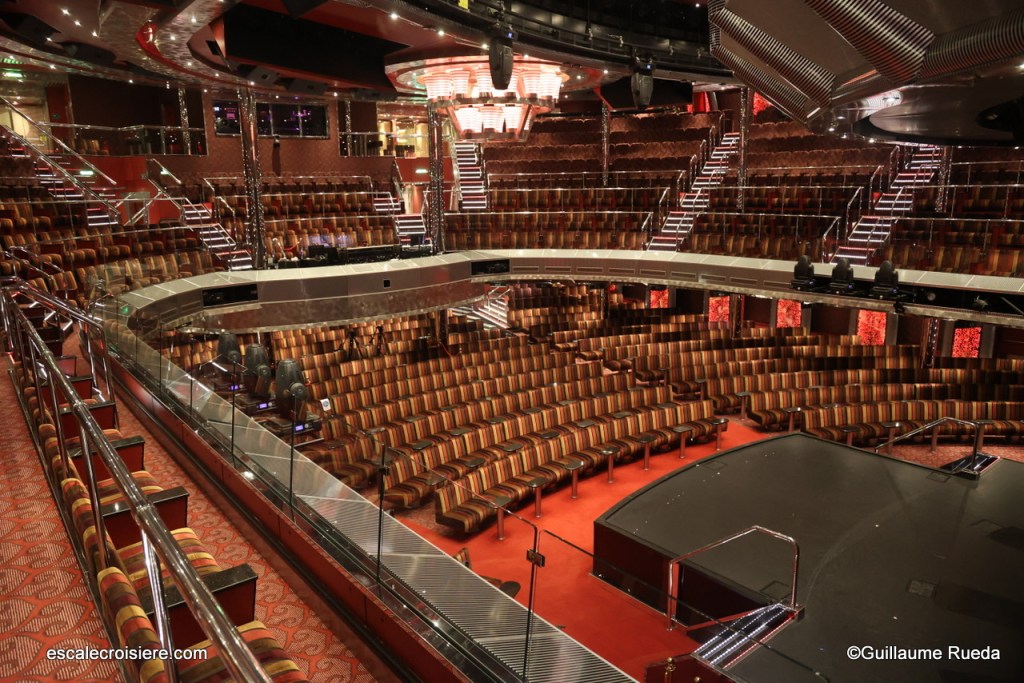 Costa Fascinosa - Theatre