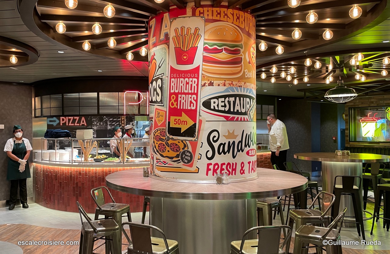 MSC World Europa - Luna Park Pizza & Burger
