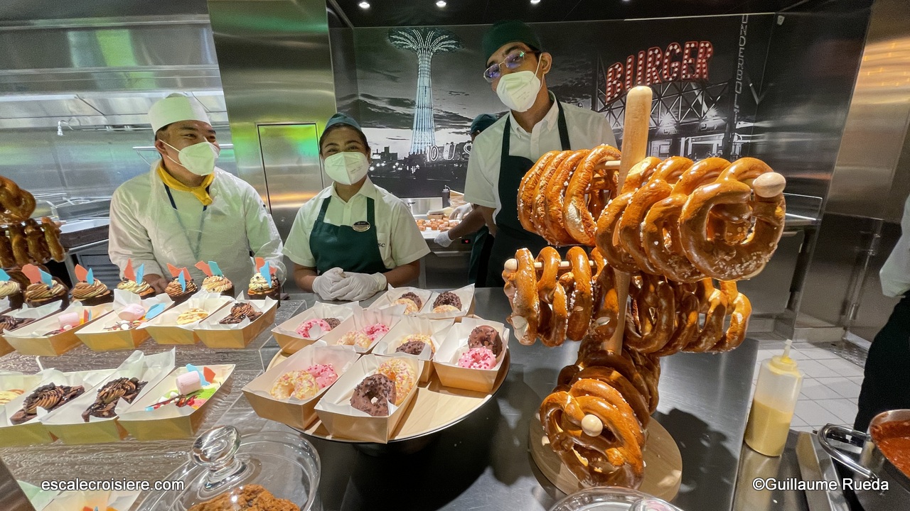 MSC World Europa - Luna Park Pizza & Burger