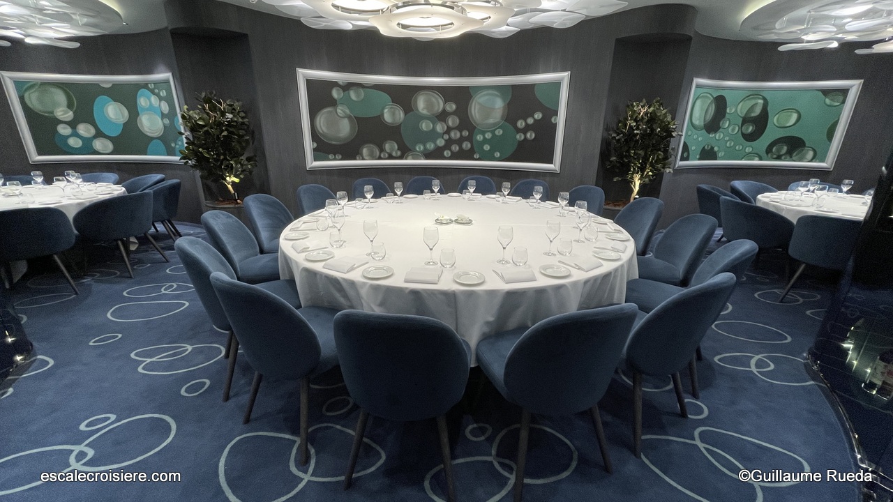 MSC World Europa - Restaurant principal Bubble