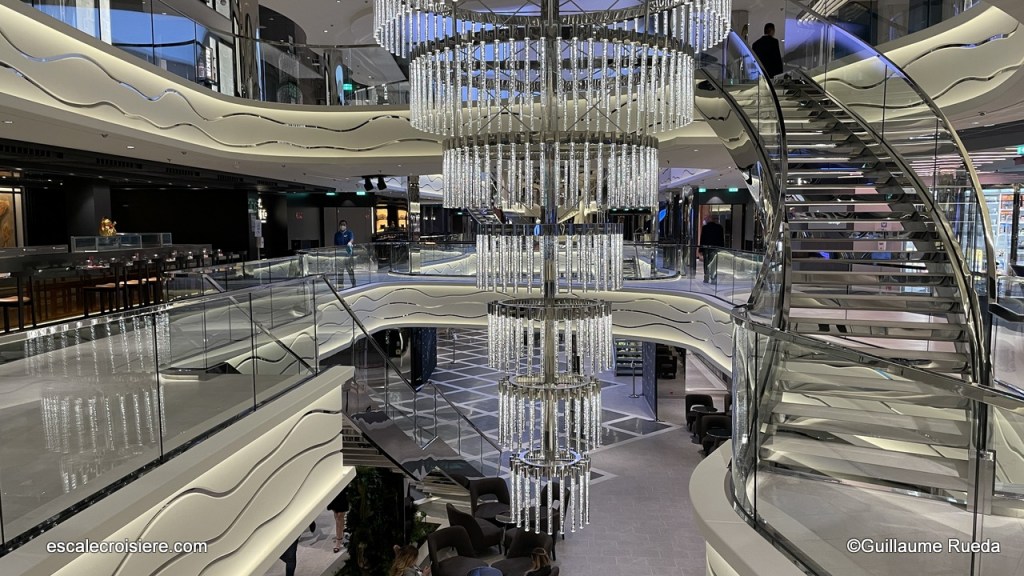 MSC World Europa - World Galleria