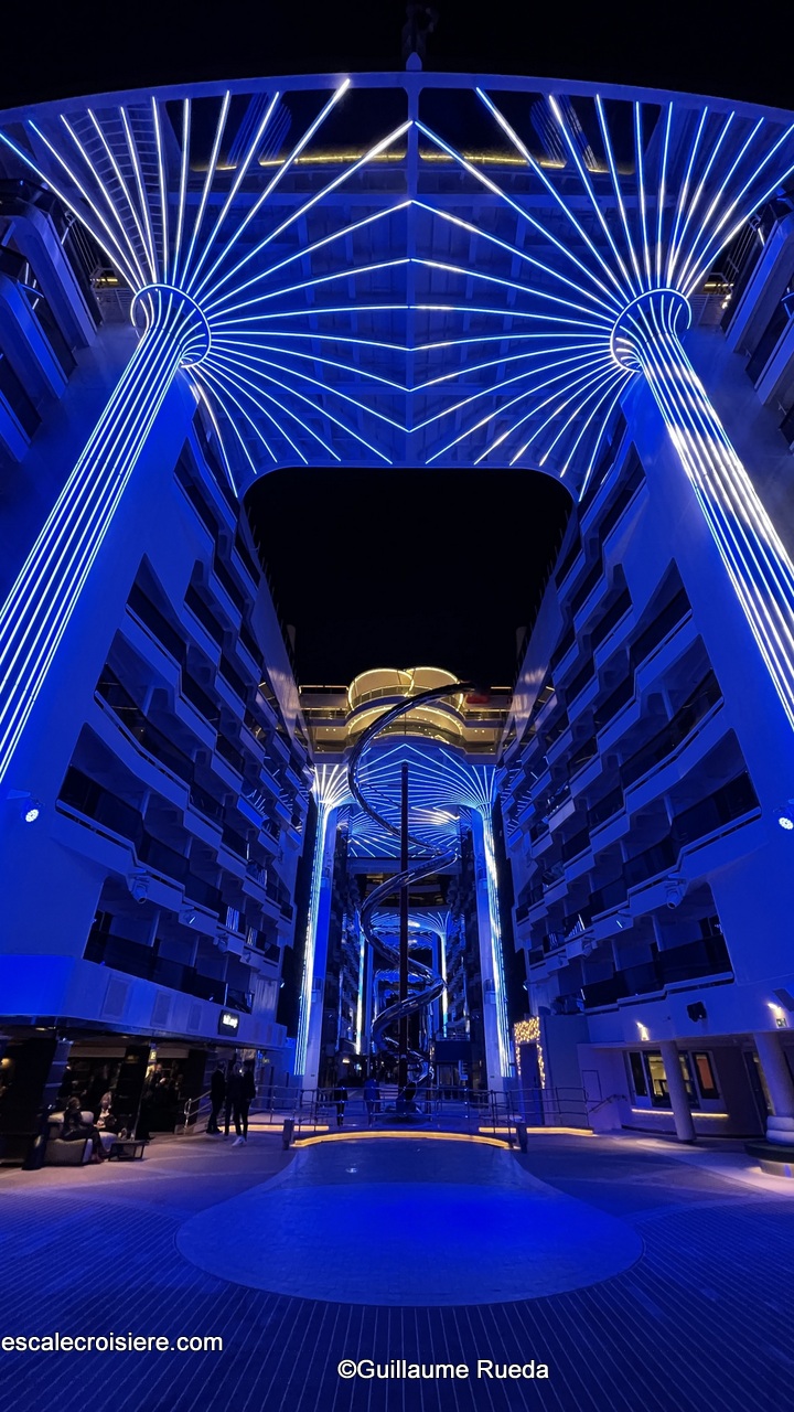 MSC World Europa - World Promenade