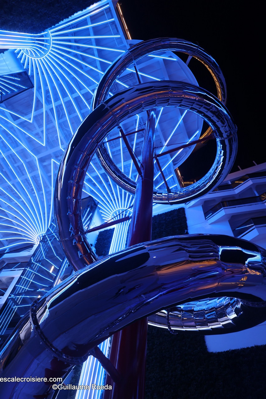 MSC World Europa - World Promenade