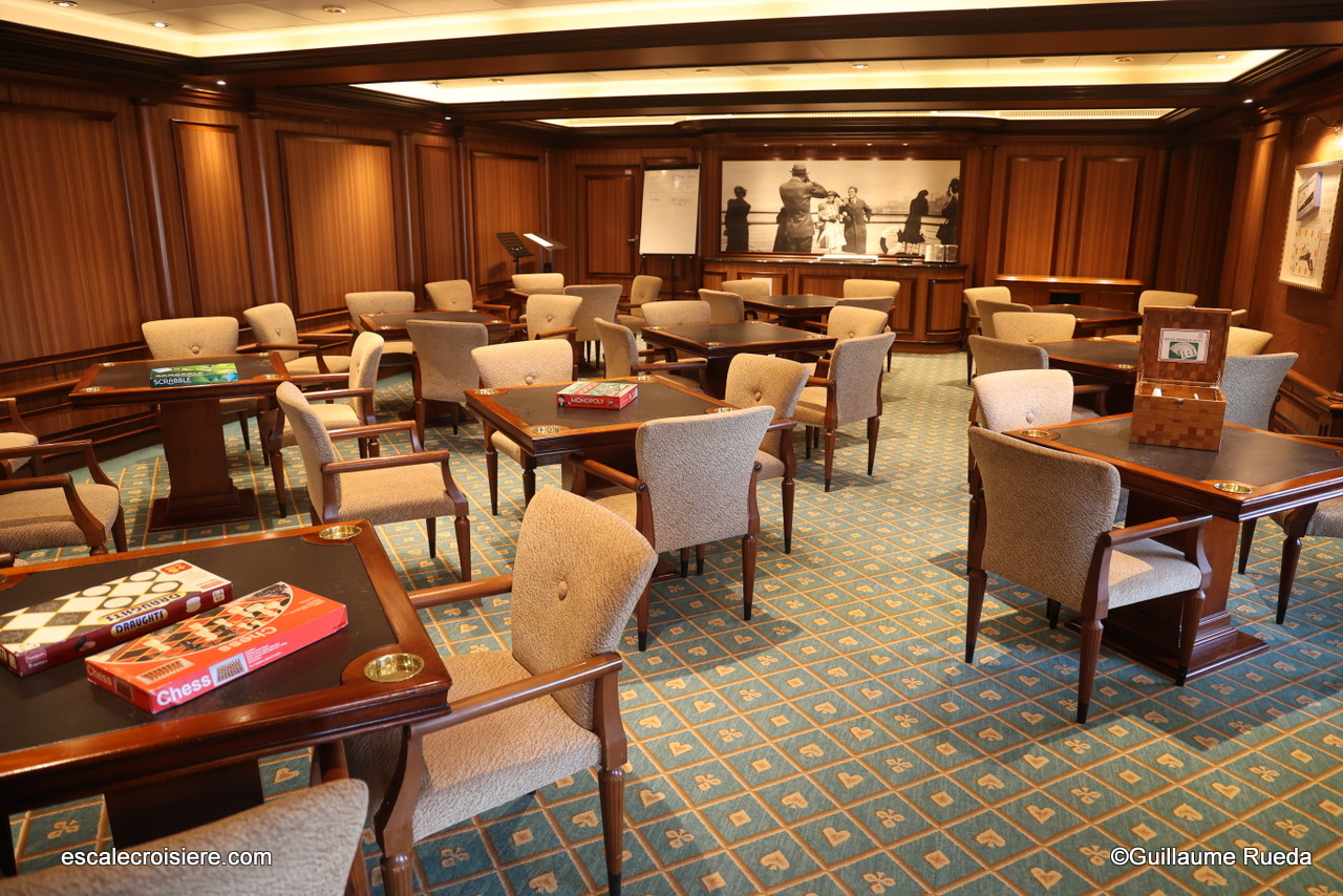 Queen Victoria - Card room