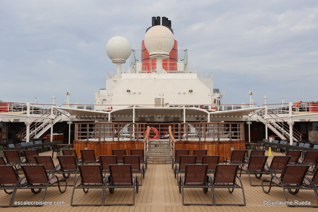 Queen Victoria - Piscine arrière Lido Pool