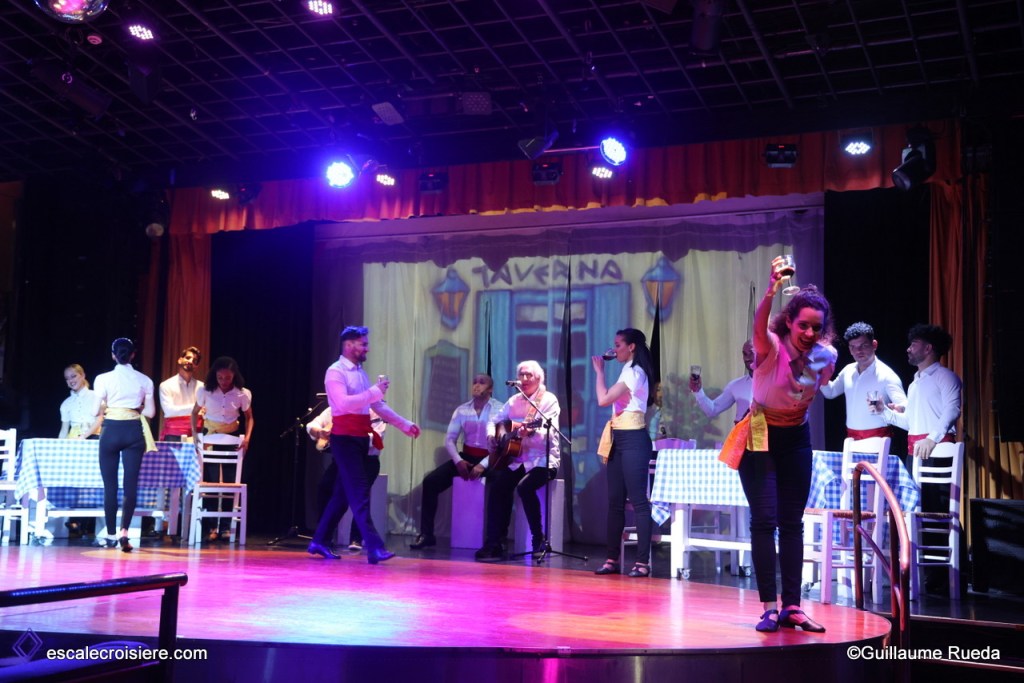 Celestyal Crystal - Spectacles Hellenic Voyage