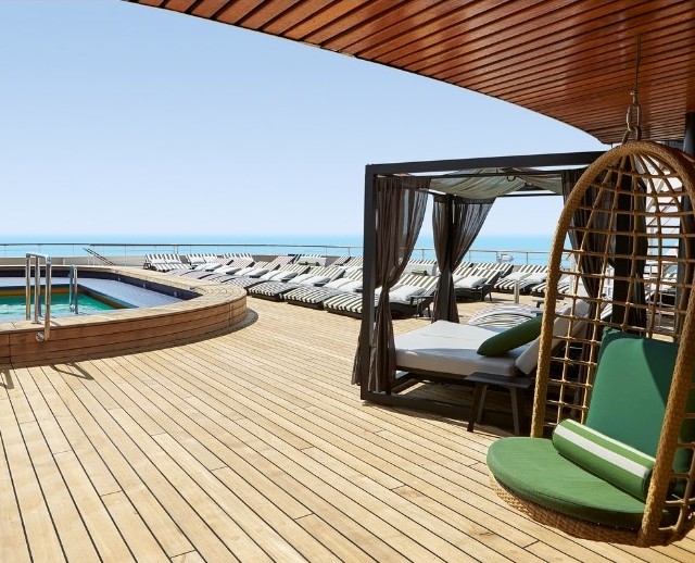 Celestyal Journey - Piscine extérieure