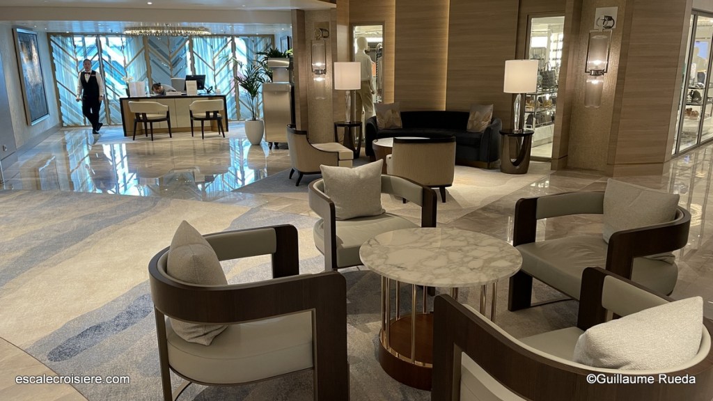 Atrium - Vista - Oceania