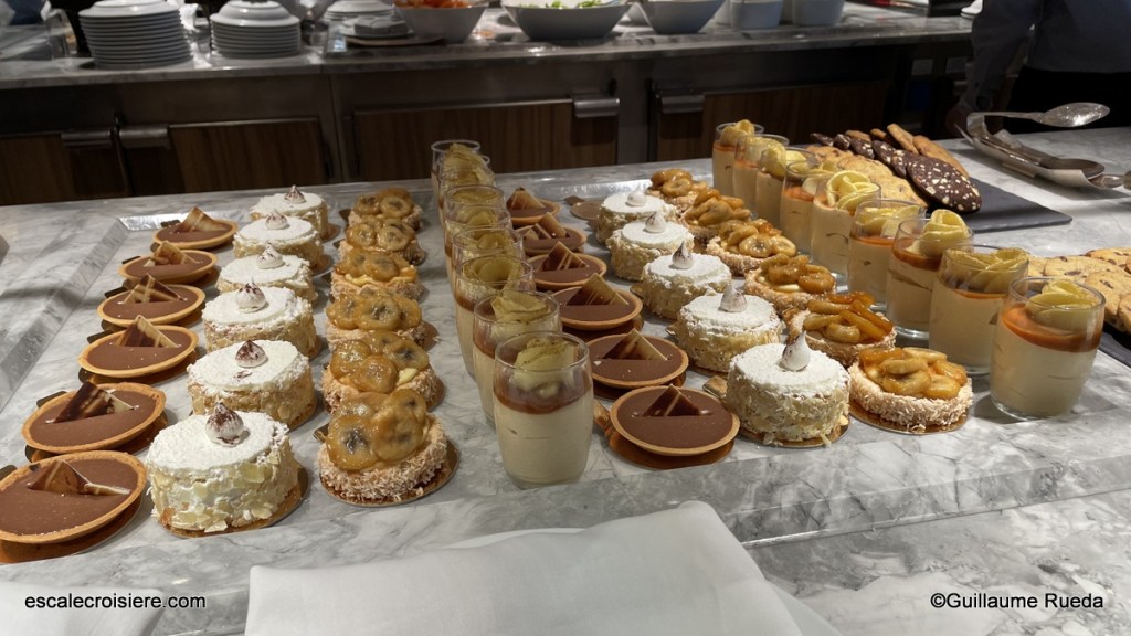 buffet Terrace café - Vista - Oceania