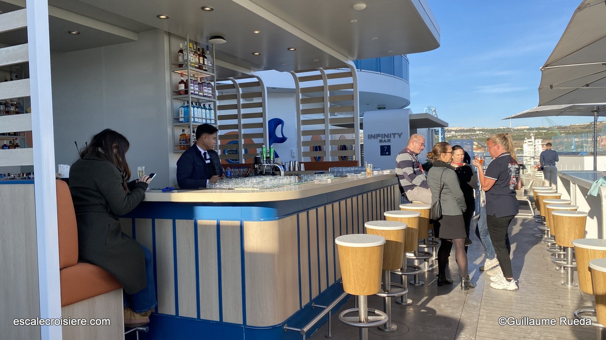 Costa Toscana - Infinity bar