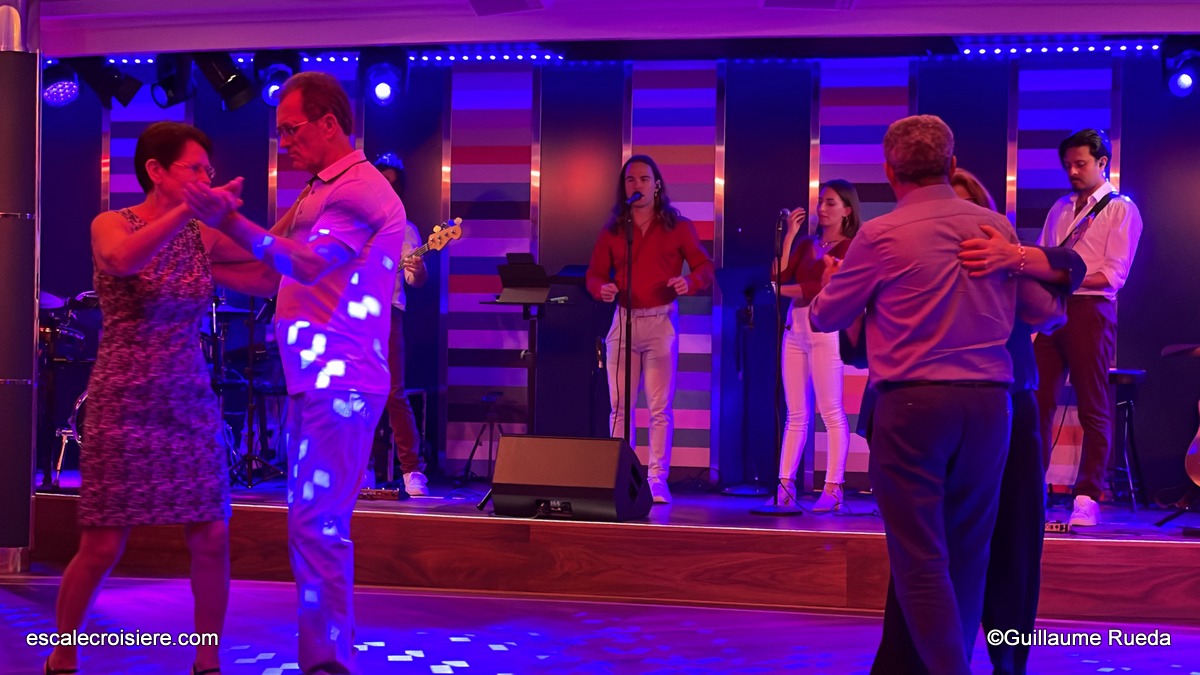 Leonardo Grand Bar - Costa Toscana