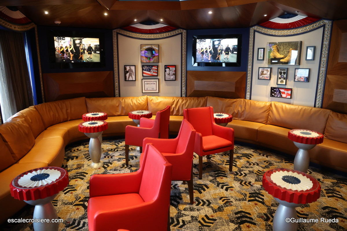 Carnival Legend - Heroes Tribute Bar