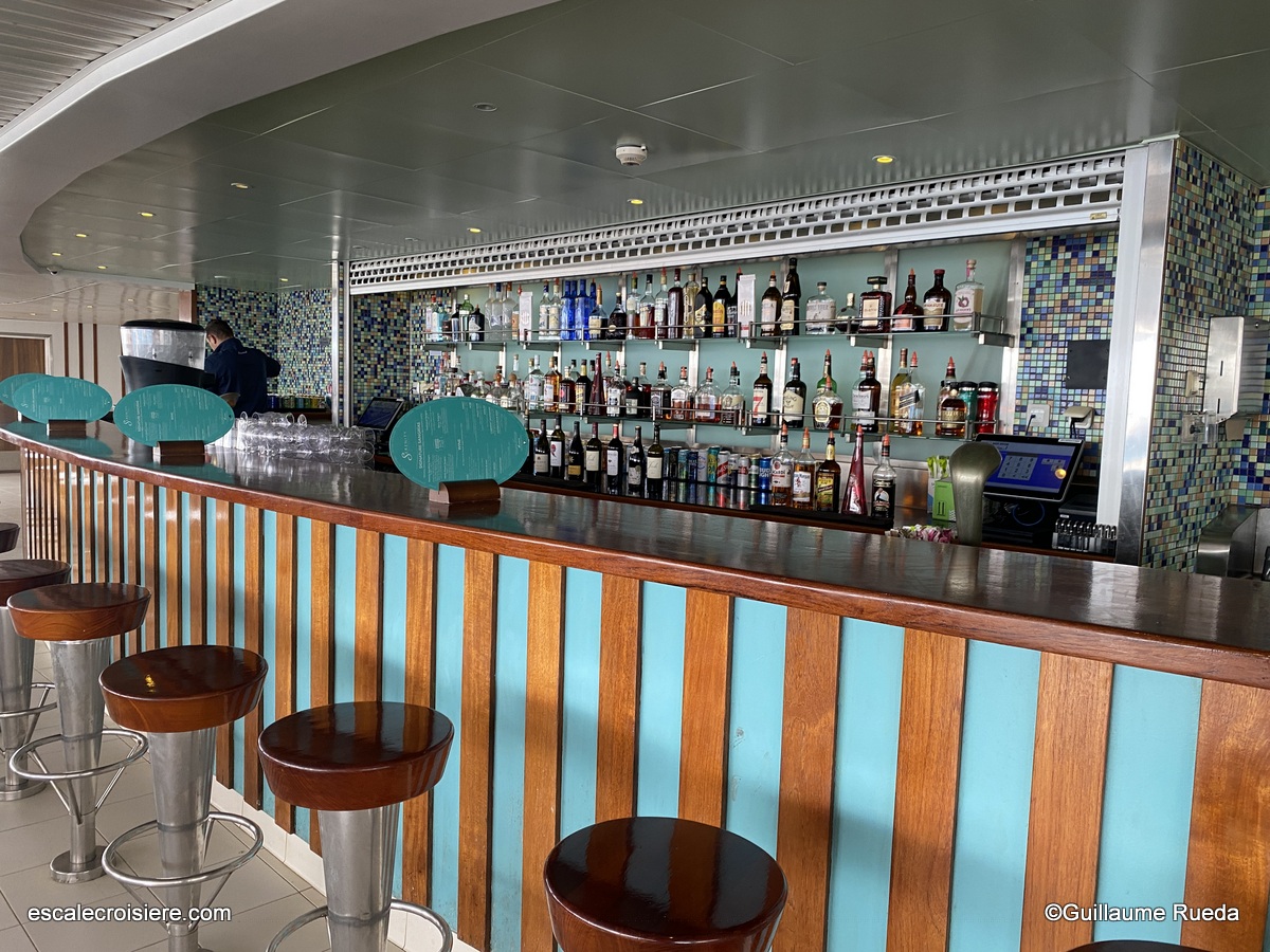 Carnival Legend - Serenity Adult-Only Retreat