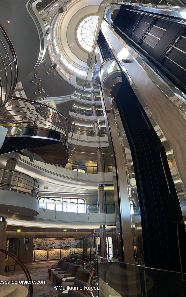 Atrium - Seven Seas Mariner