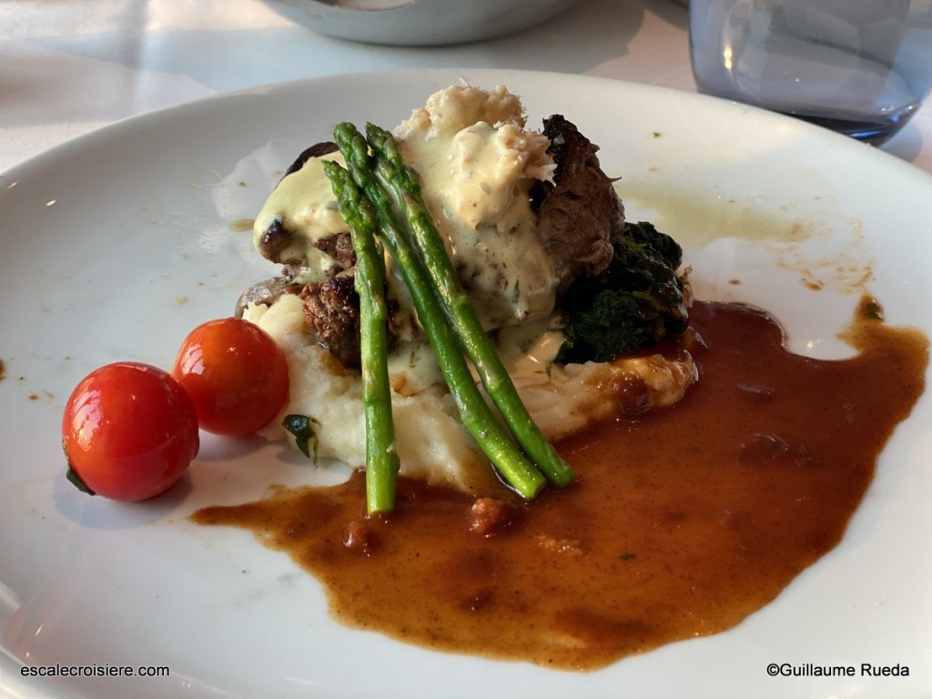 Restaurant The Dining Room - MS Rotterdam - HAL