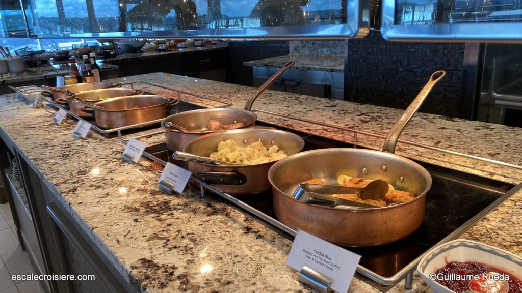 La Veranda - Seven Seas Mariner