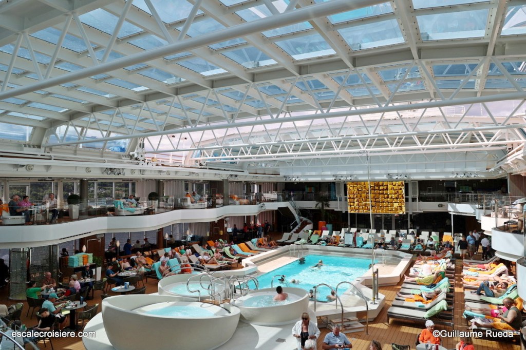 Lido Pool - MS Rotterdam - HAL