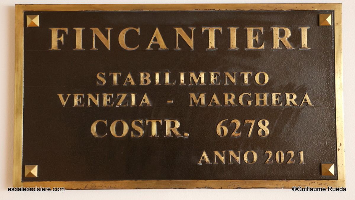 Plaque - MS Rotterdam - HAL