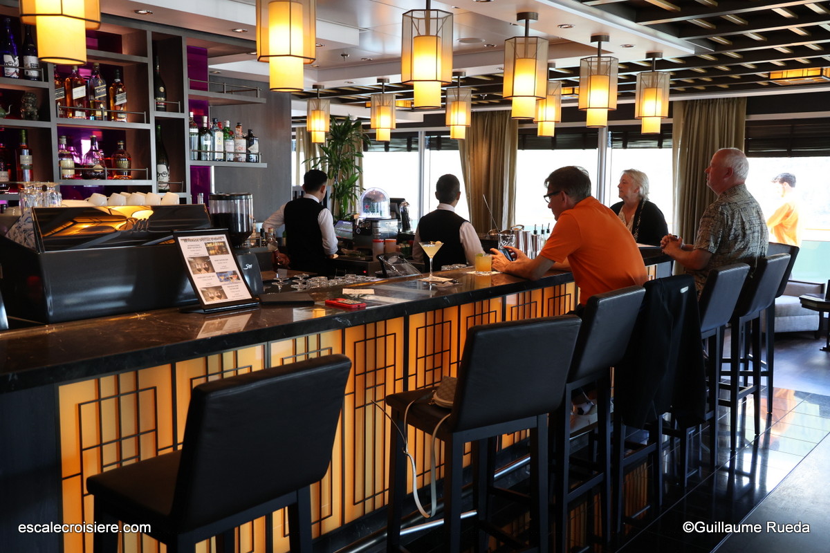 Bar Tamarind - MS Rotterdam - HAL