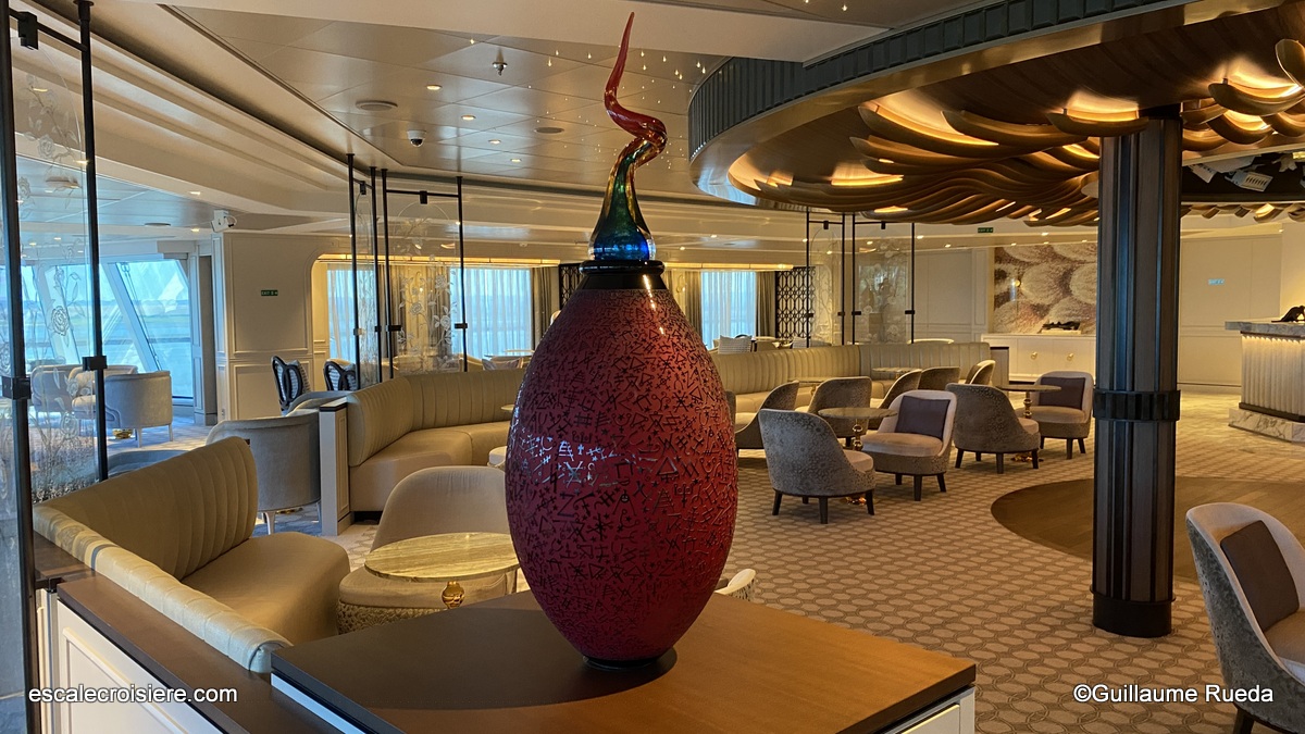 Observation Lounge - Seven Seas Splendor - Regent