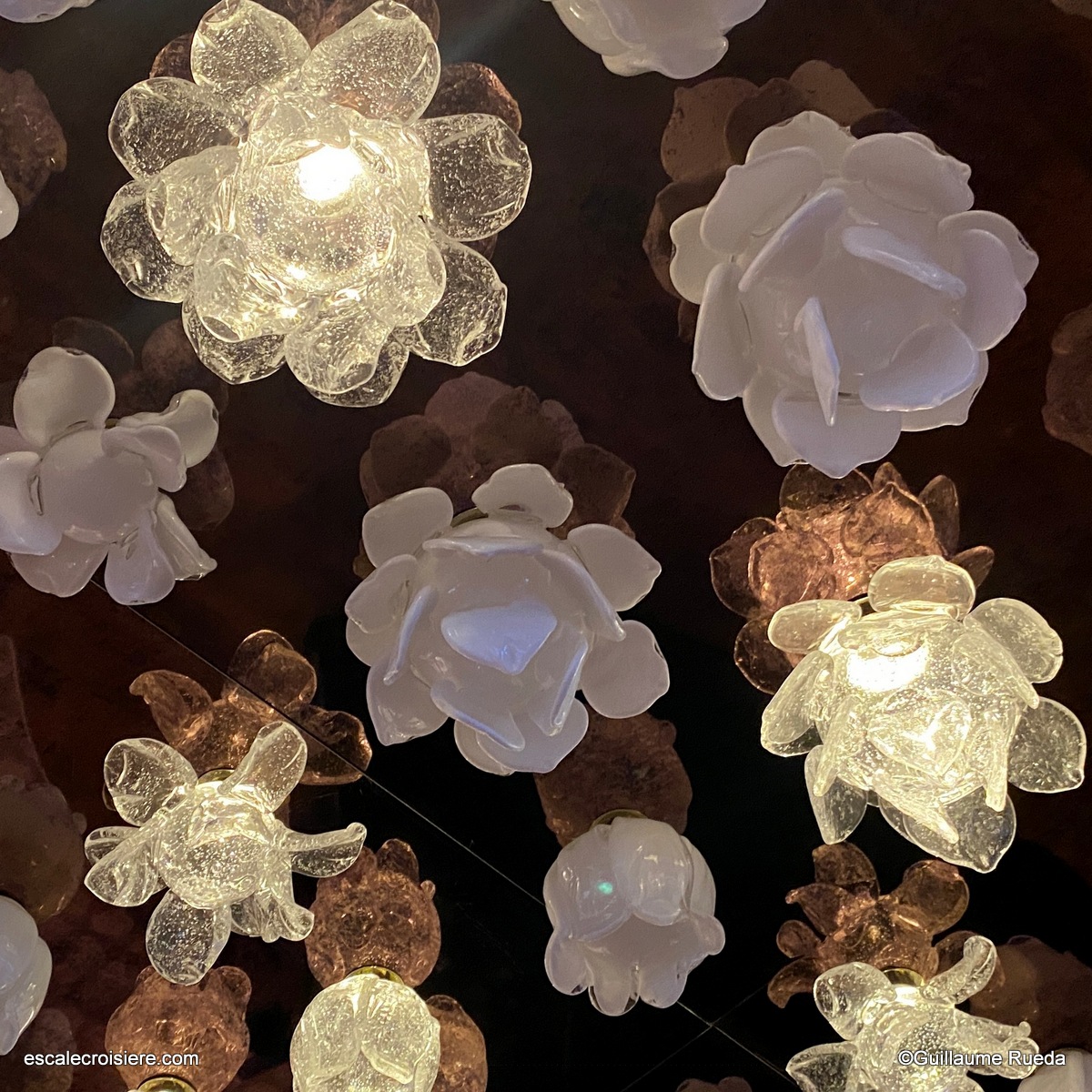 Observation Lounge - Seven Seas Splendor - Regent