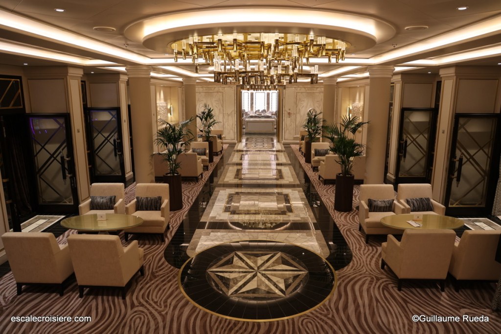 Restaurant Compass Rose - Seven Seas Splendor - Regent