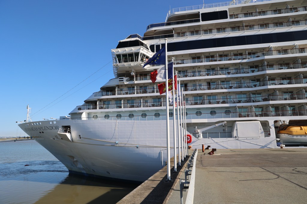 Regent Seven Seas Splendor - Honfleur