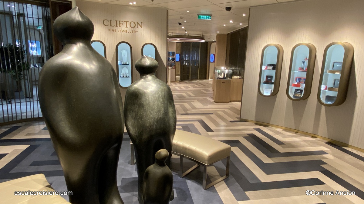 Boutiques - Arvia - P&O Cruises