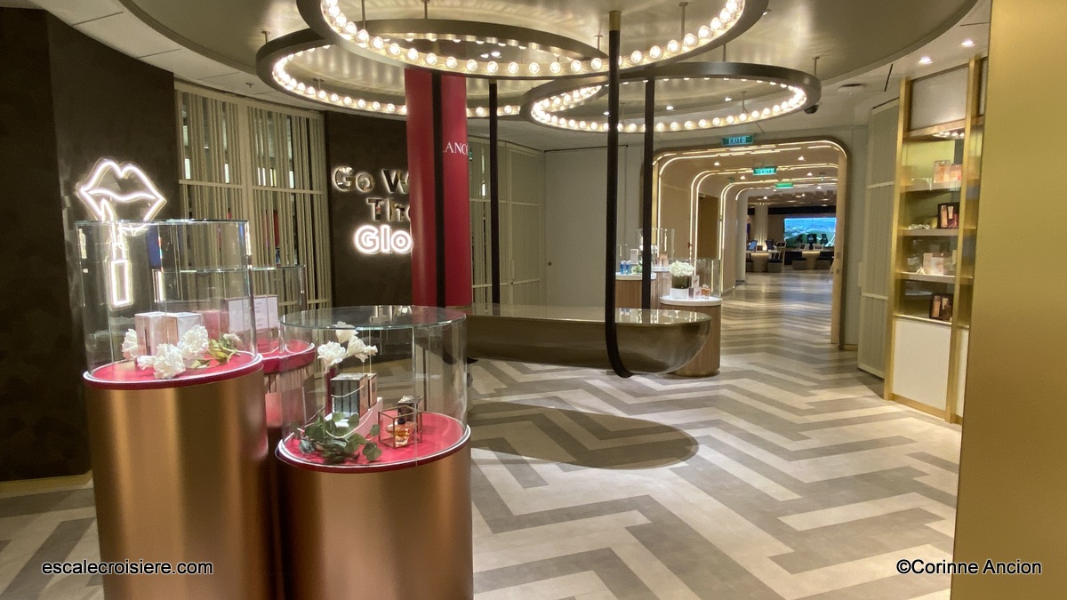 Boutiques - Arvia - P&O Cruises