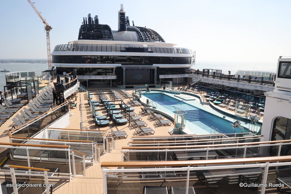 Piscine Mar Azul Main Pool - MSC World America