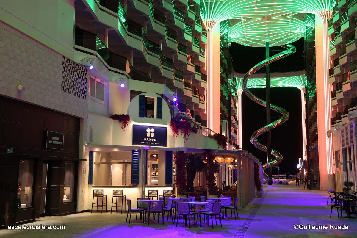 Restaurant Greek Tavern - MSC World America