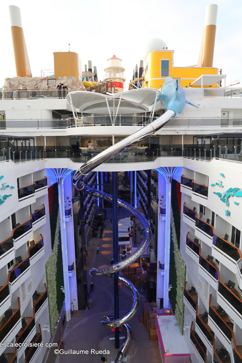 Toboggan Jaw Drop - MSC World America