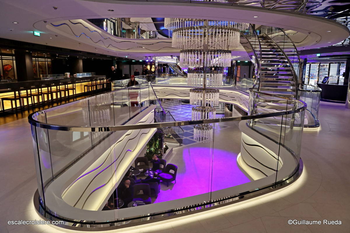 World Galleria - MSC World America