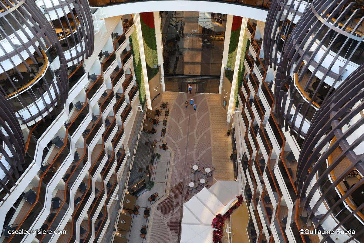 World Promenade - MSC World America