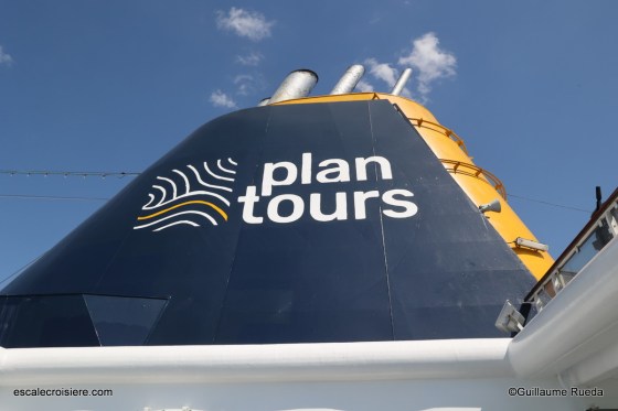 Cheminée - MS Hamburg - Plantours