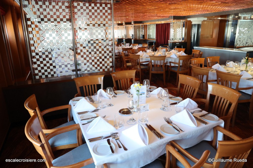 Restaurant - MS Hamburg