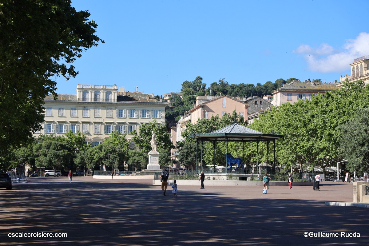 Bastia - place Saint-Nicolas - LBO