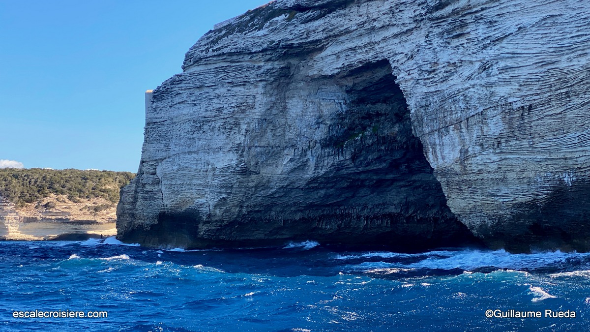 Bonifacio - Le chapeau de Napoléon - LBO