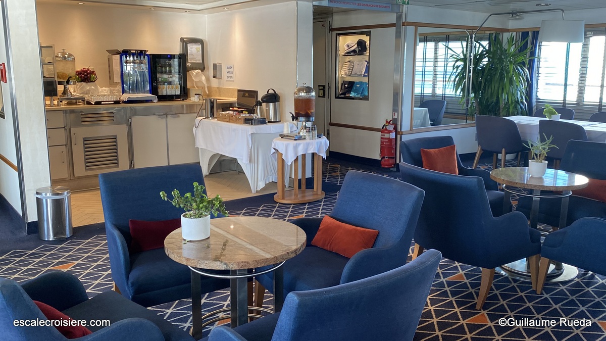 La Belle des Océans - CroisiEurope - Dicoverer Lounge